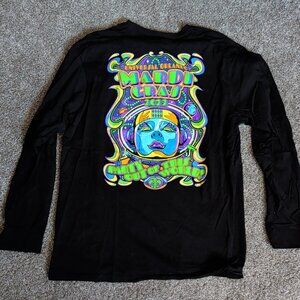 NWOT 2022 Universal Orlando Mardi Gras Black Long Sleeve Size XL Colorful Shirt